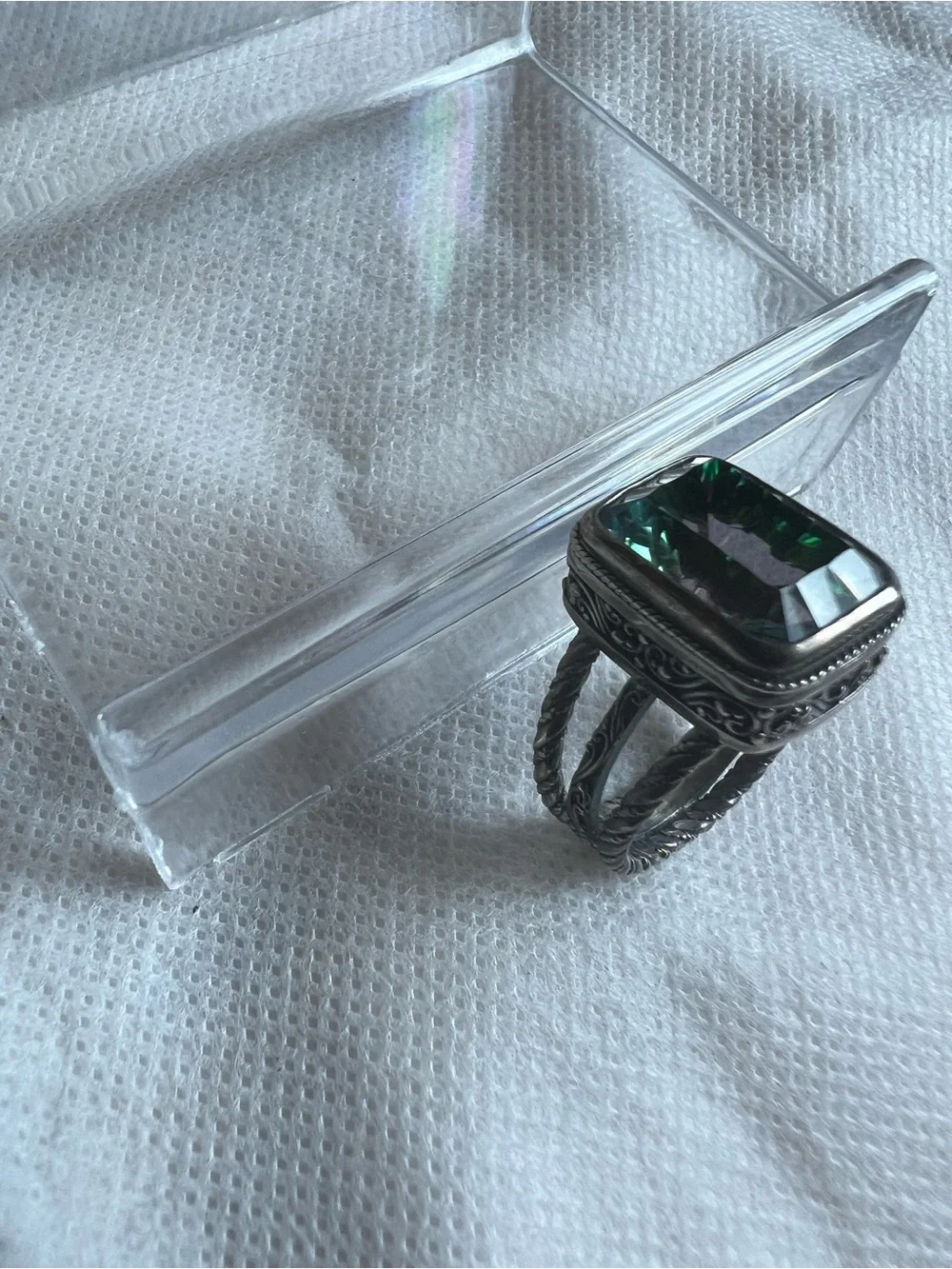 925 Sterling Silver Vintage Large Green Gem